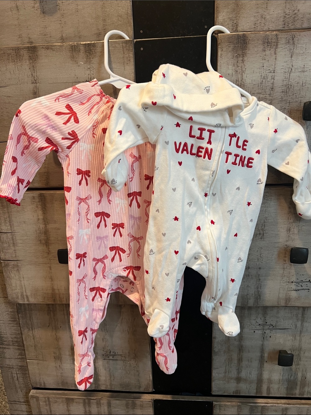 Valentine Bundle- 0-3m Carters and Mudpie